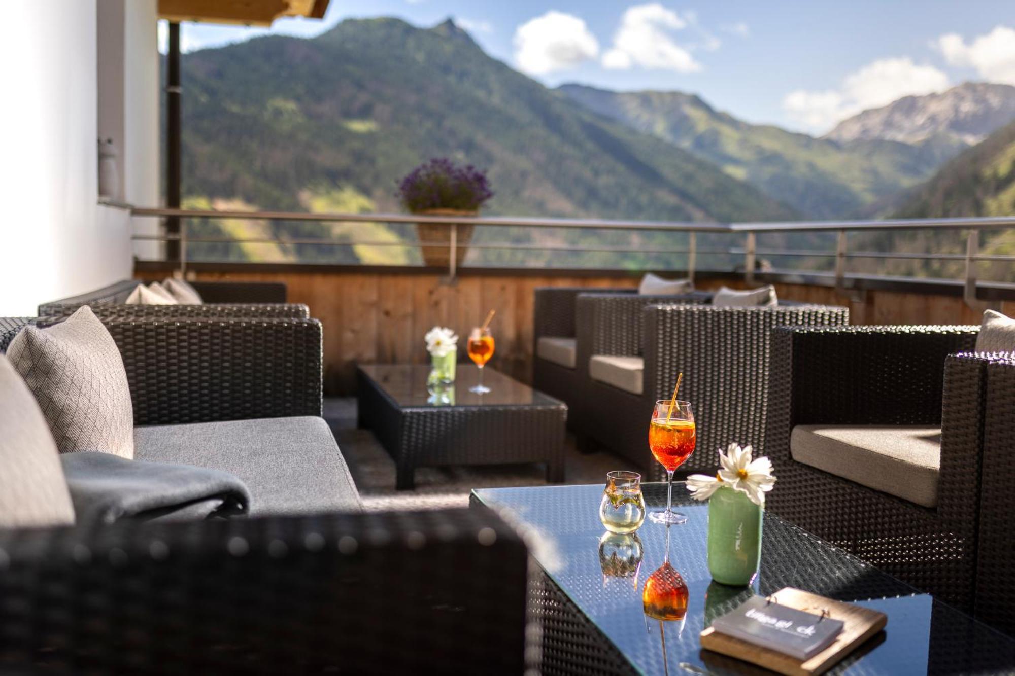 Tillga Glueck - 4 Stars Obertilliach Exteriér fotografie